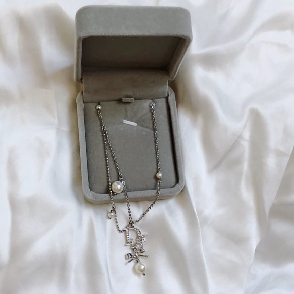 Dior Necklace - Picture 9 of 16